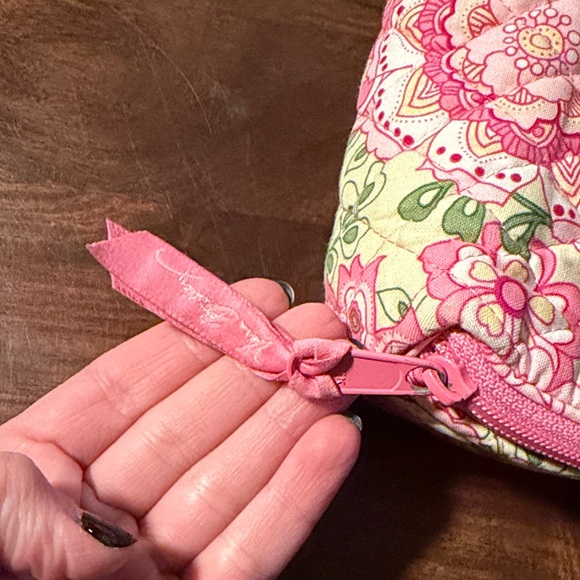 Vera Bradley, Jewelry Case, Petal Pink - Picture 4 of 6
